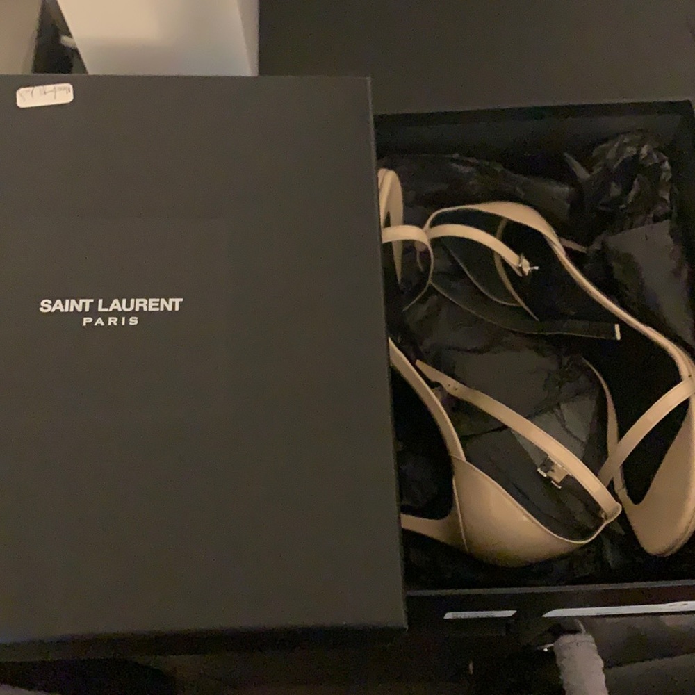 YSL sandals in beautiful cream color.